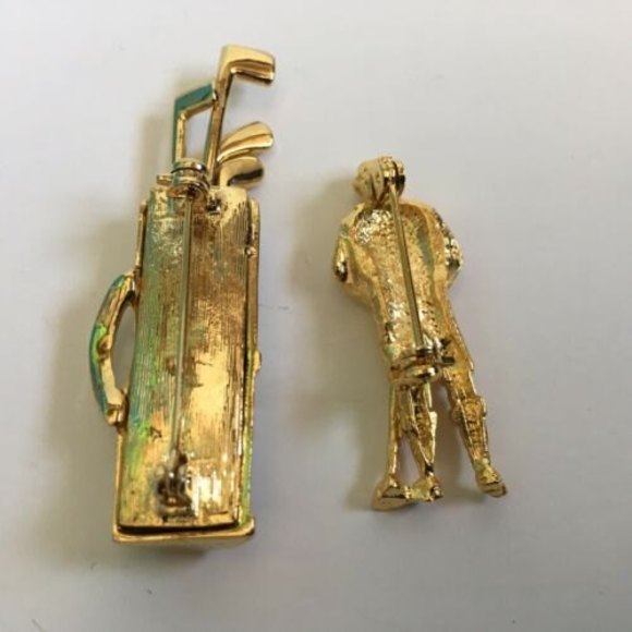Golf Bag Clubs Pin Brooch Roman Golfer Pin - Picture 4 of 4